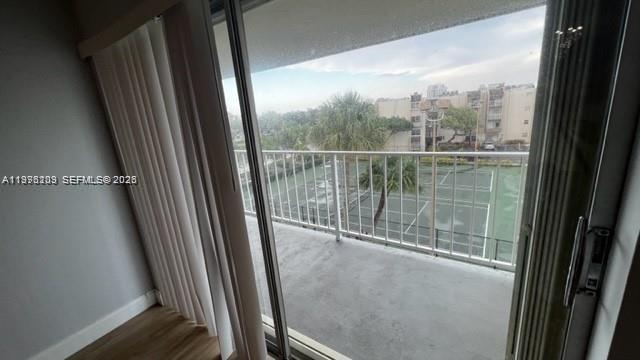 KINGS CREEK SO CONDO - Residential Lease