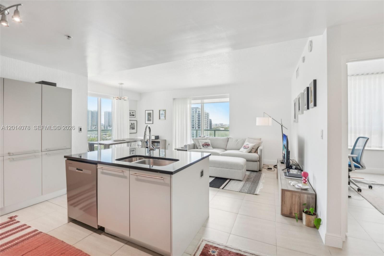 QUANTUM ON THE BAY CONDO - Residential Lease