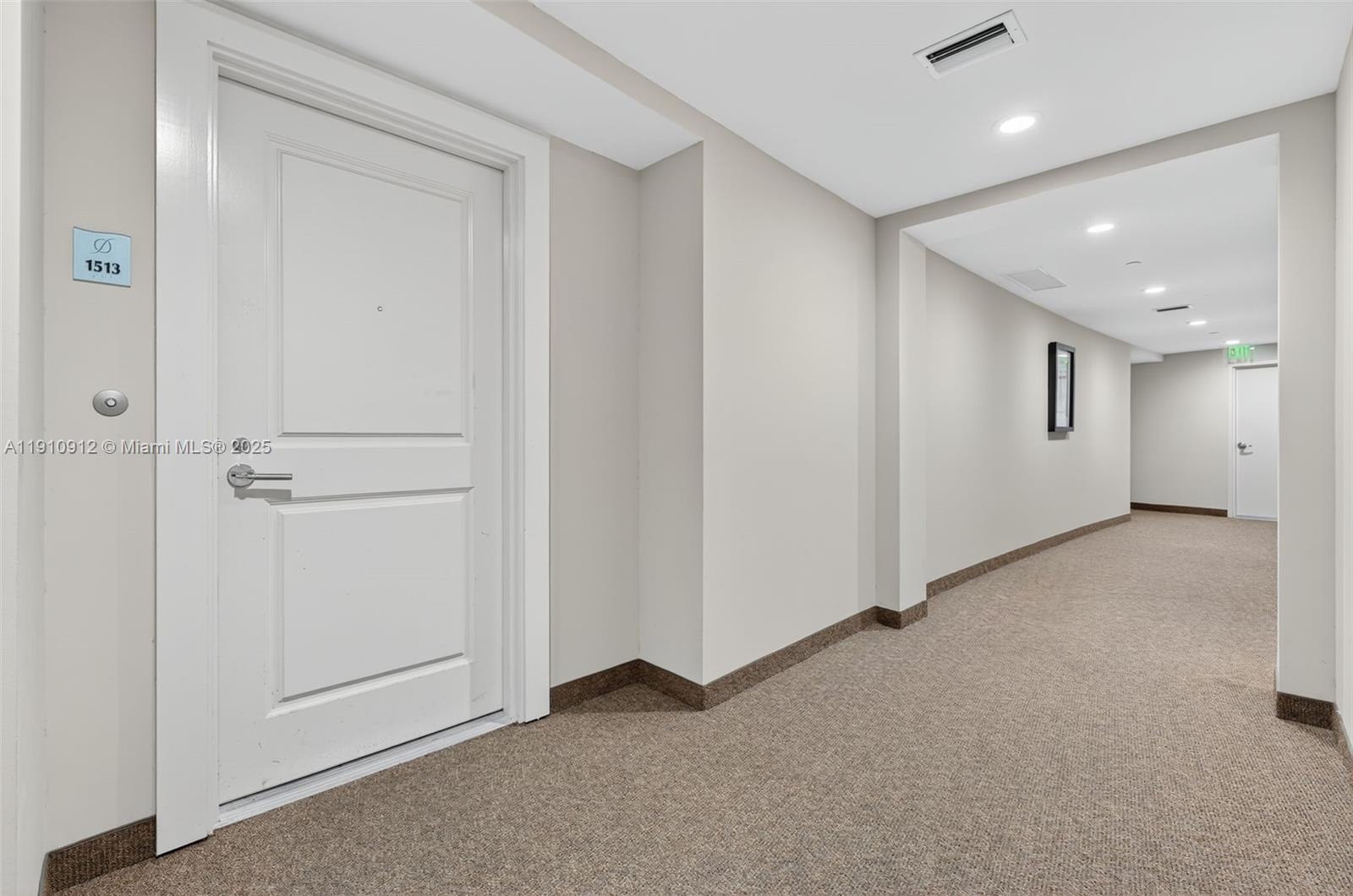 PLAZA AT OCEANSIDE (THE) - Residential