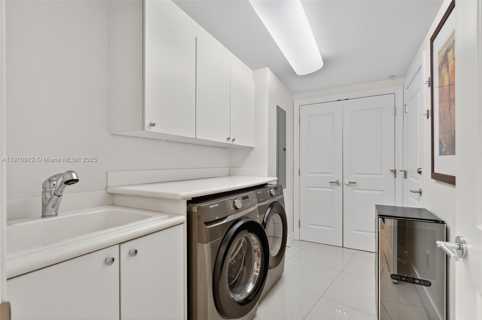 PLAZA AT OCEANSIDE (THE) - Residential