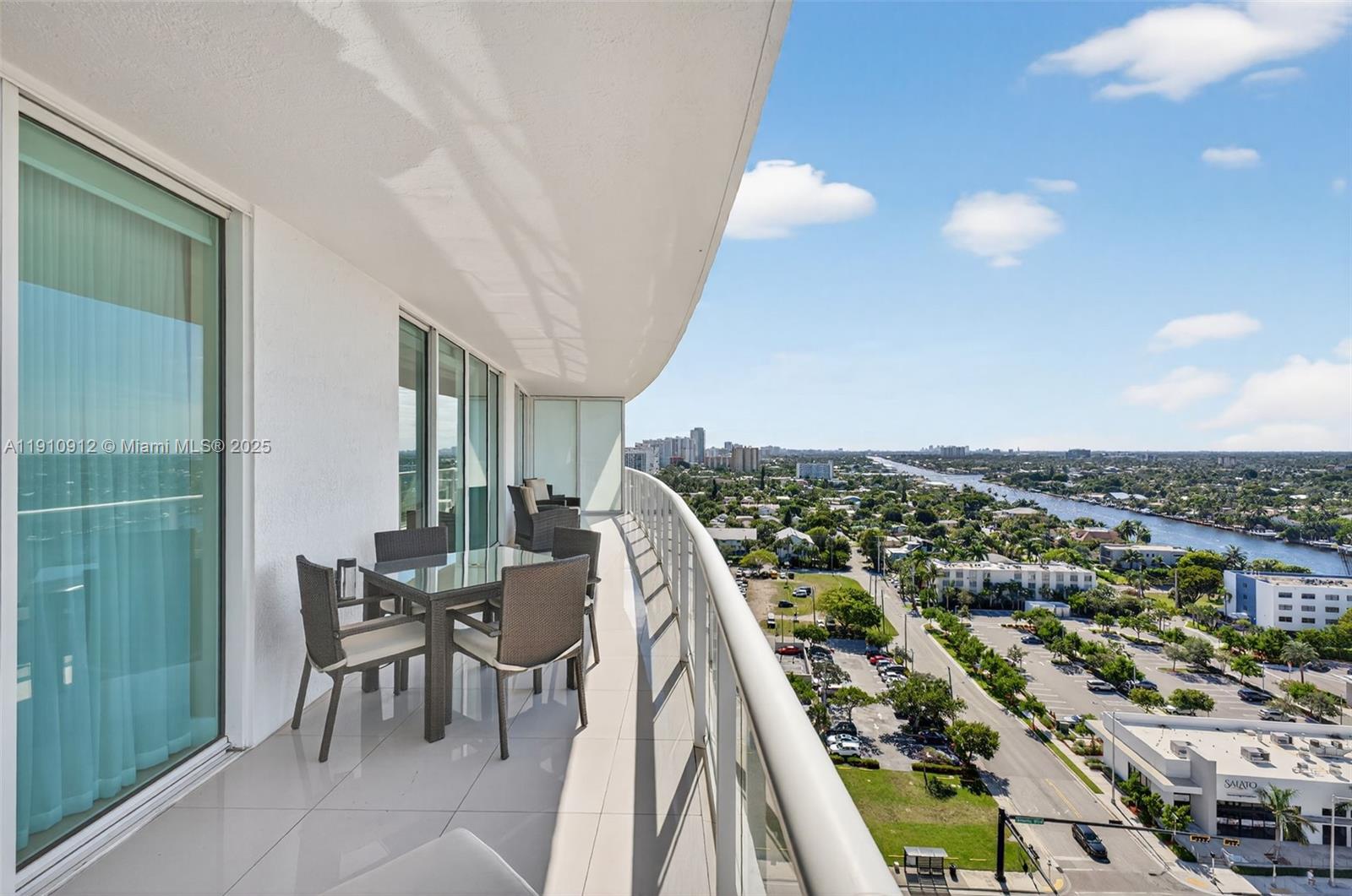 PLAZA AT OCEANSIDE (THE) - Residential