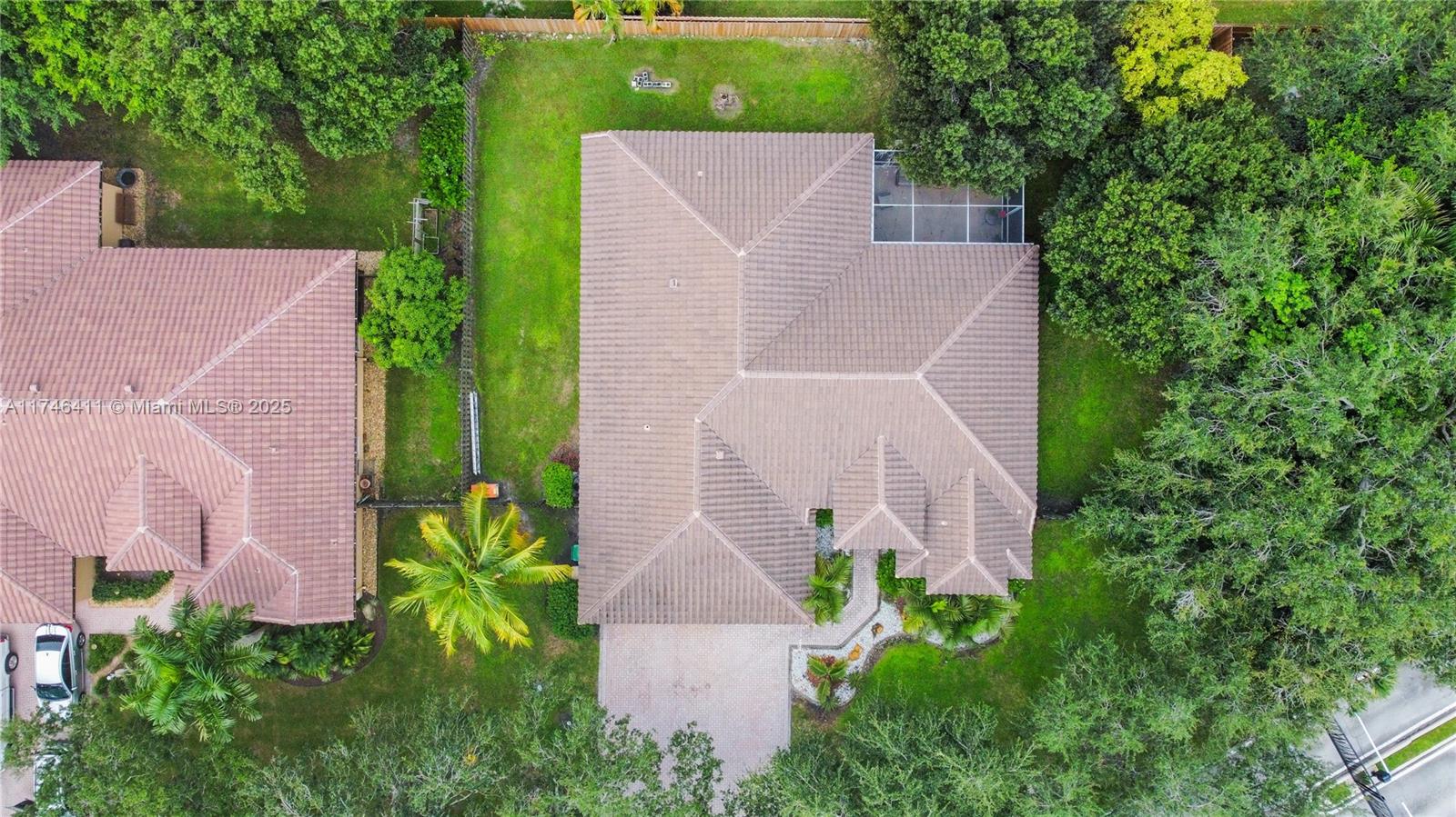 ESTATES OF STIRLING LAKE - Residential