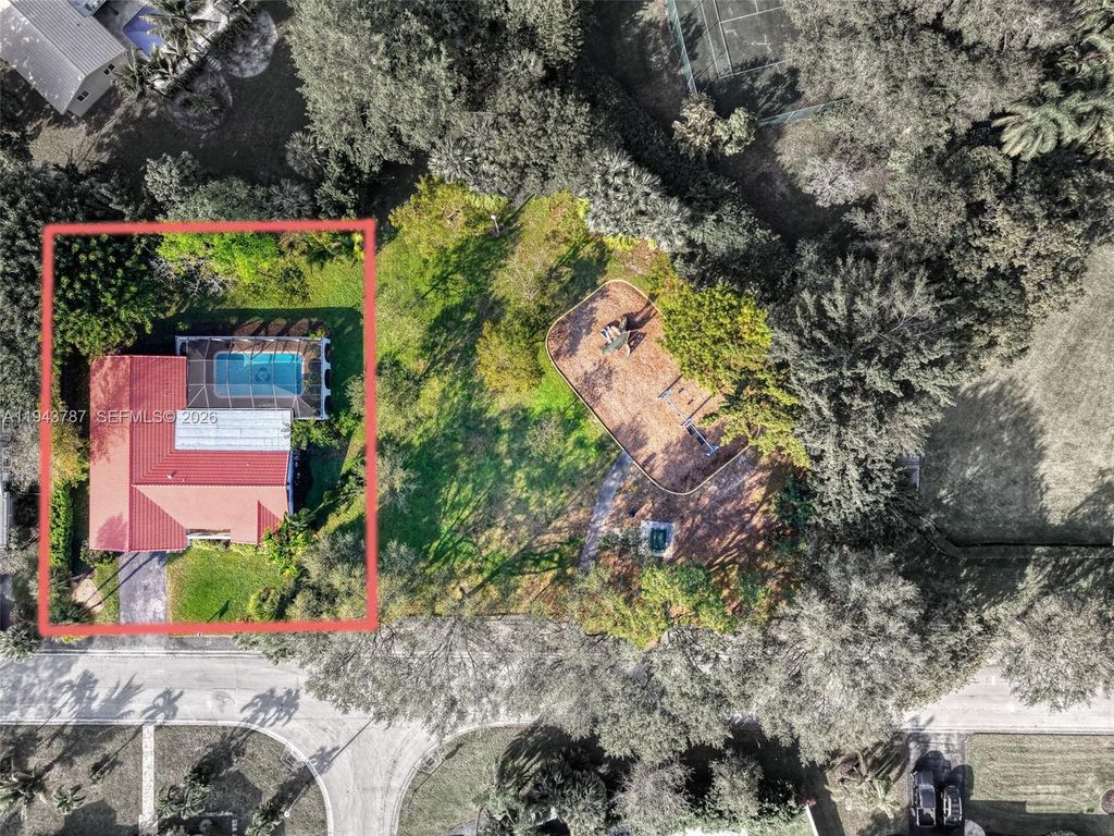 Photo of 10251 NW 39th Ct, Coral Springs, FL 33065 (MLS # A11943787)