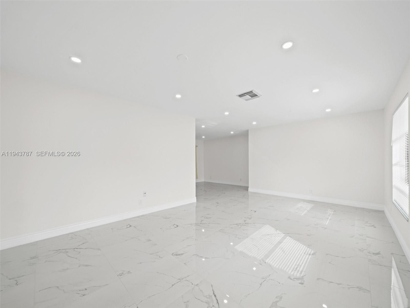 DEER RUN SPRINGS - Residential