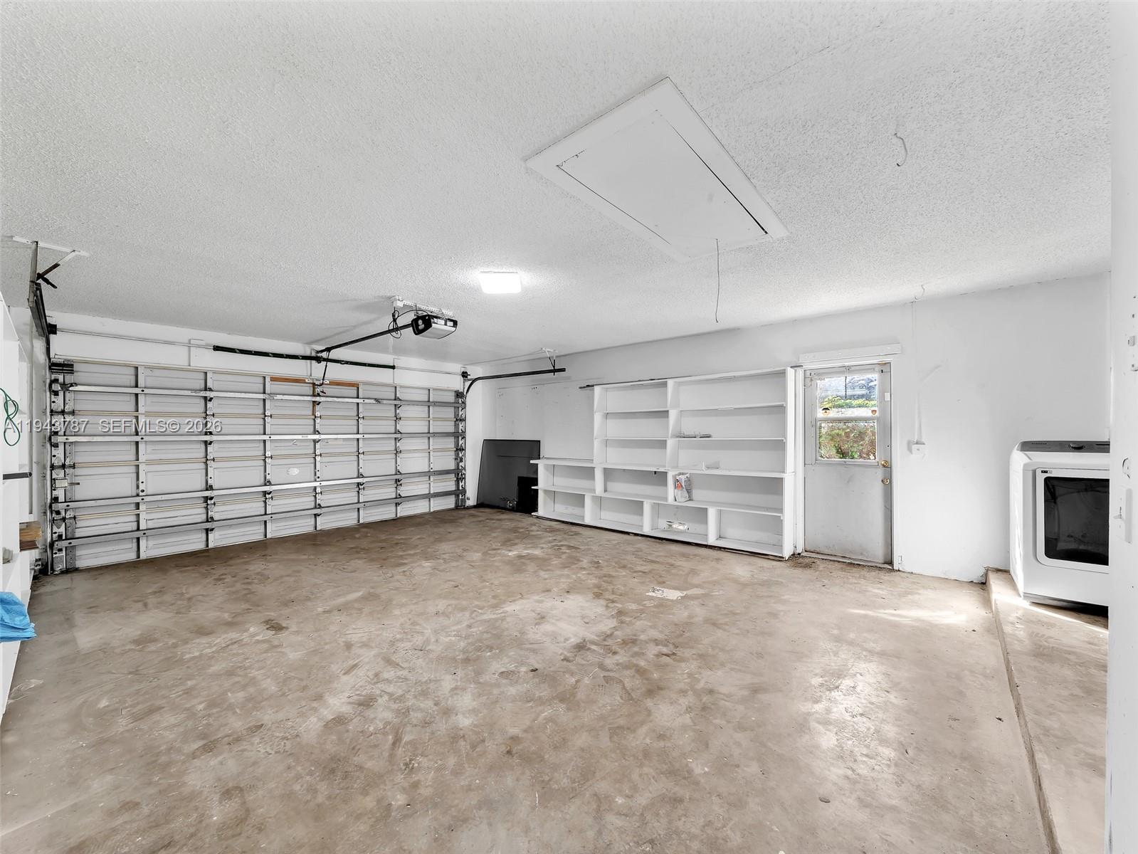 DEER RUN SPRINGS - Residential