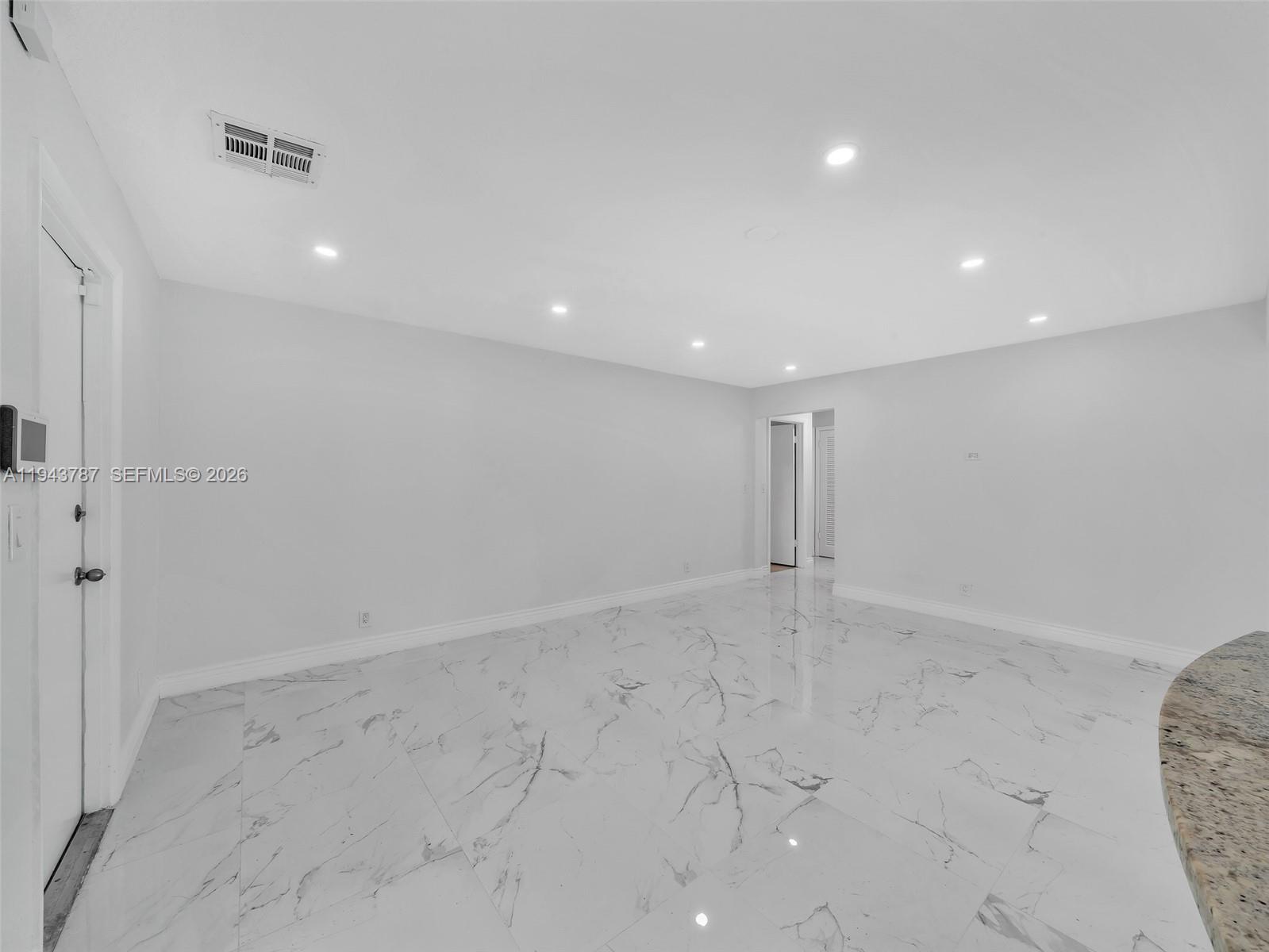 DEER RUN SPRINGS - Residential