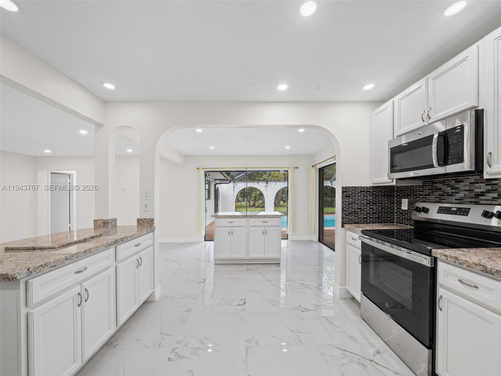 DEER RUN SPRINGS - Residential