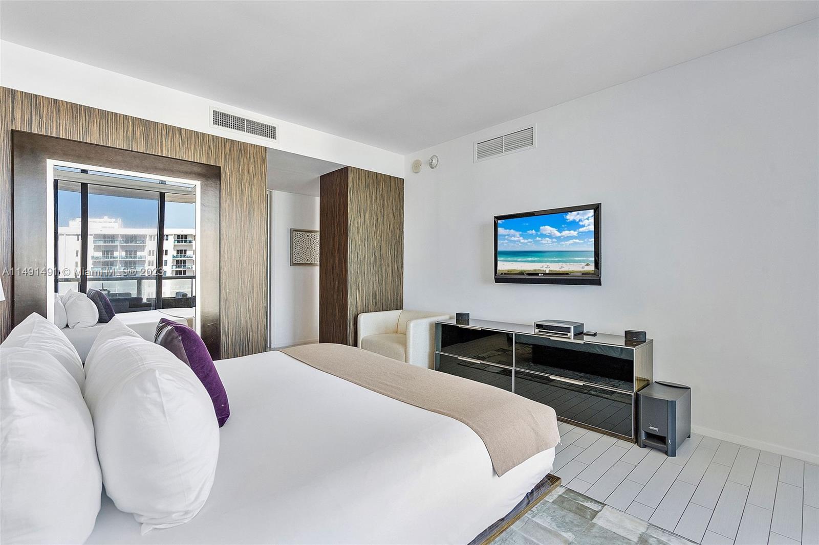 2201 COLLINS AVE CONDO - Residential