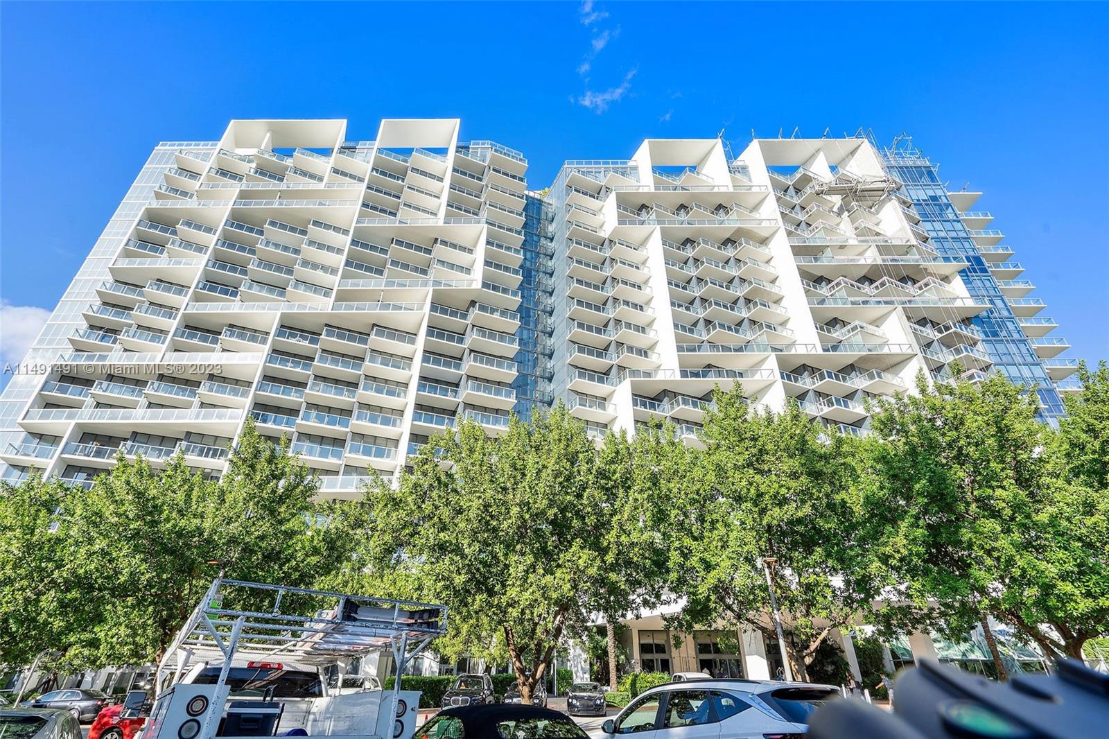 2201 COLLINS AVE CONDO - Residential