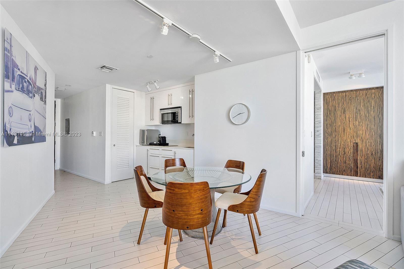2201 COLLINS AVE CONDO - Residential