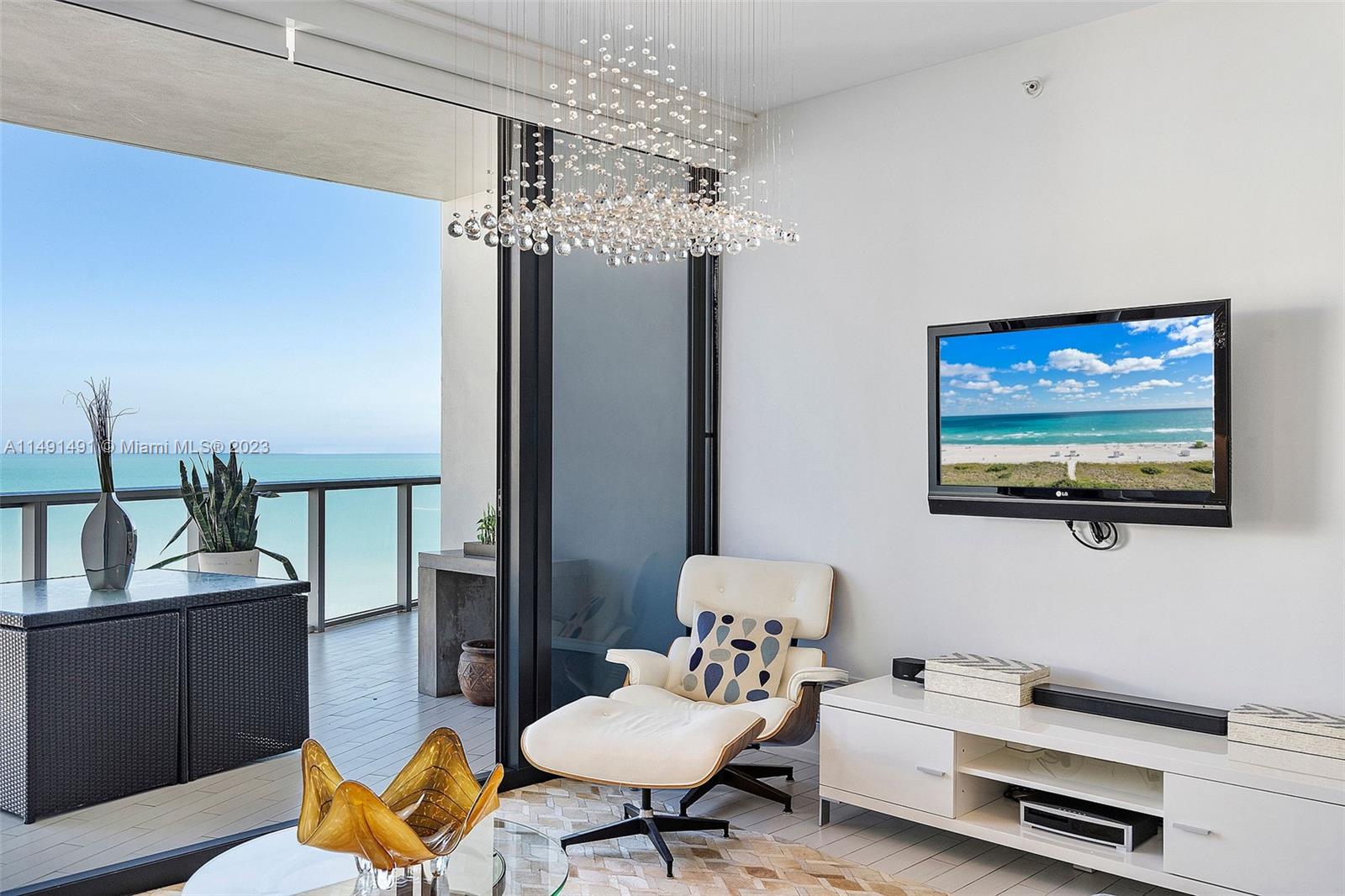 2201 COLLINS AVE CONDO - Residential
