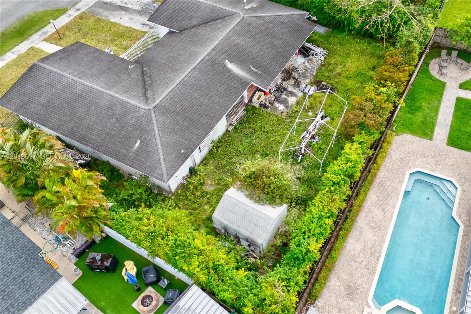KENDALE LAKES SEC EIGHT - Residential