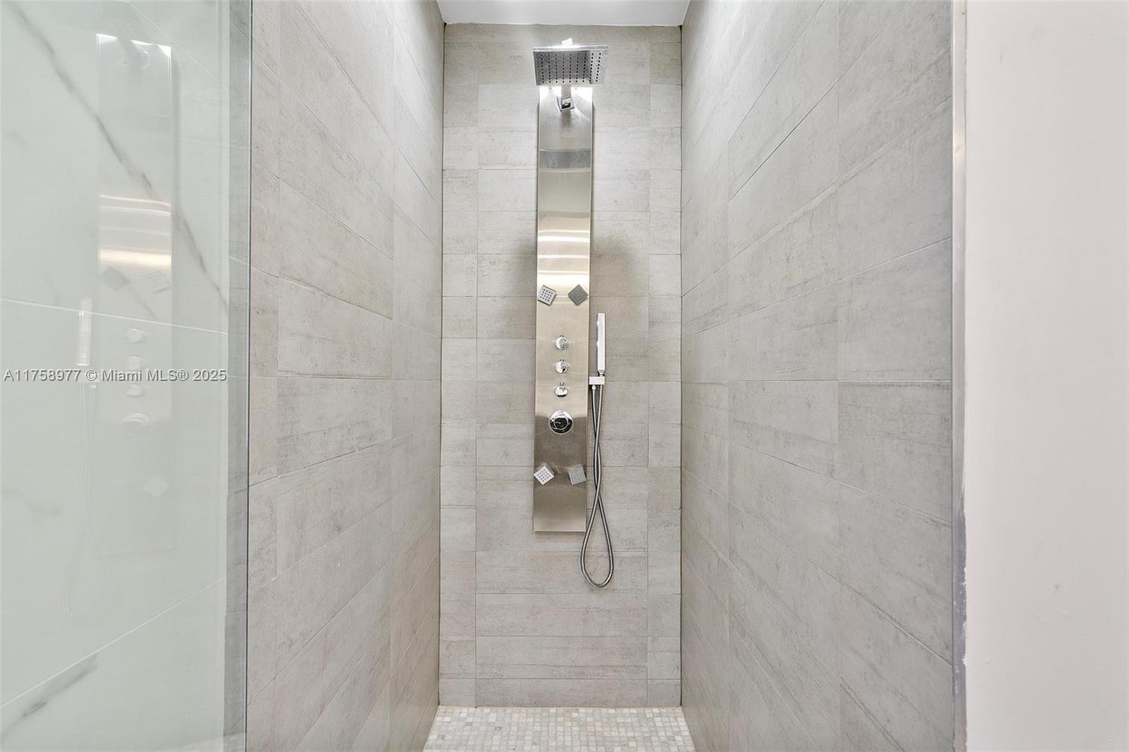 ATLANTIC ISLAND - Residential Lease