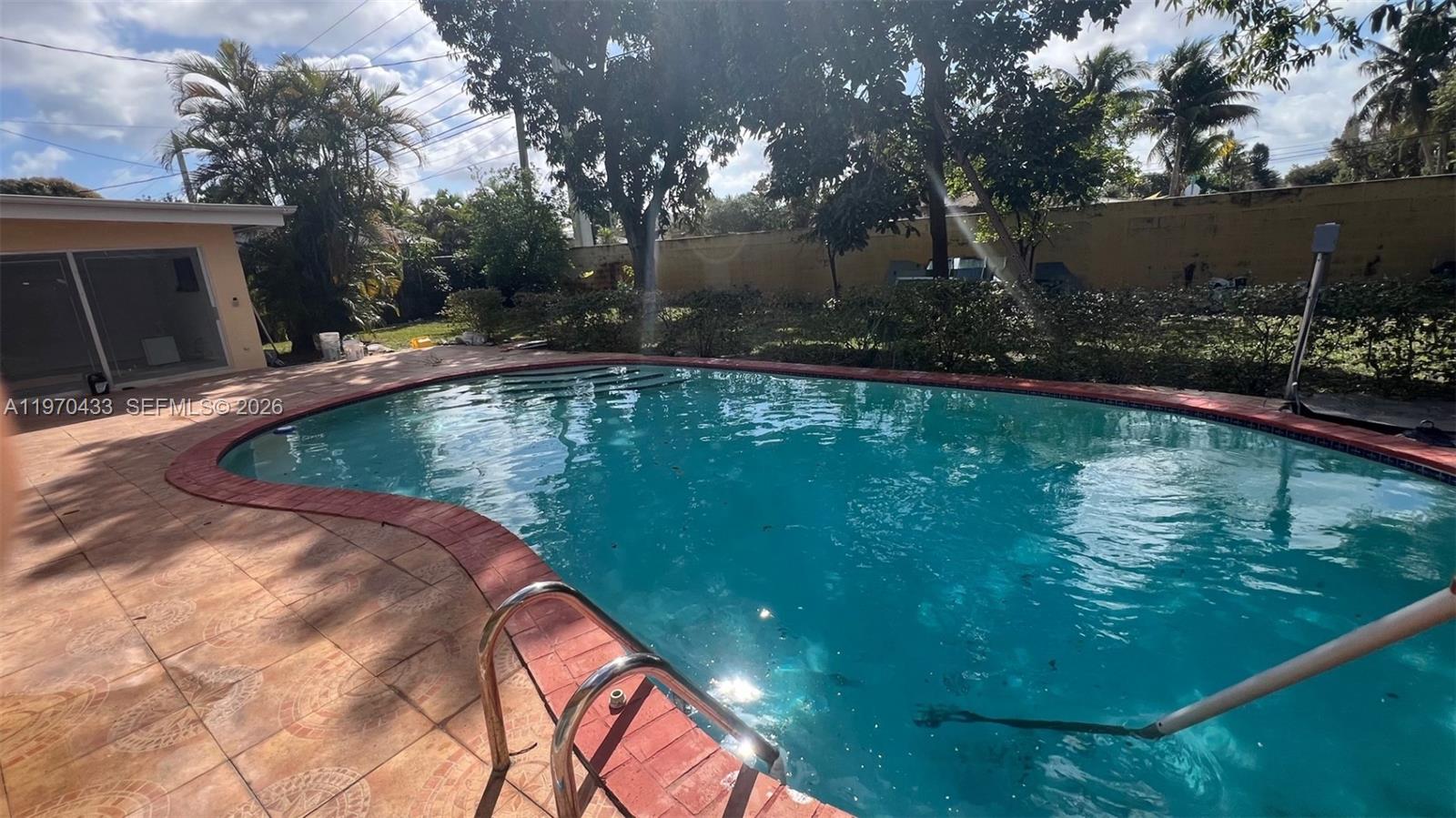 SKY LAKE - Residential