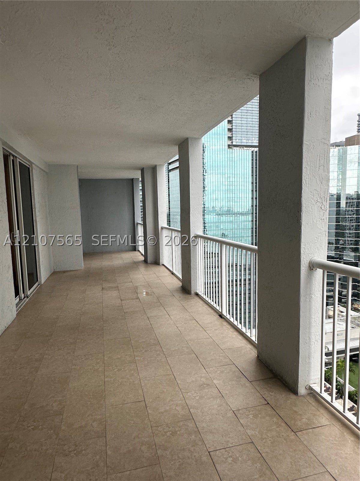 170 SE 14th St 2301