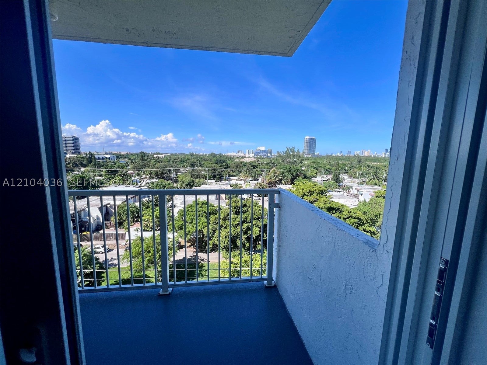 2020 NE 135th St 810