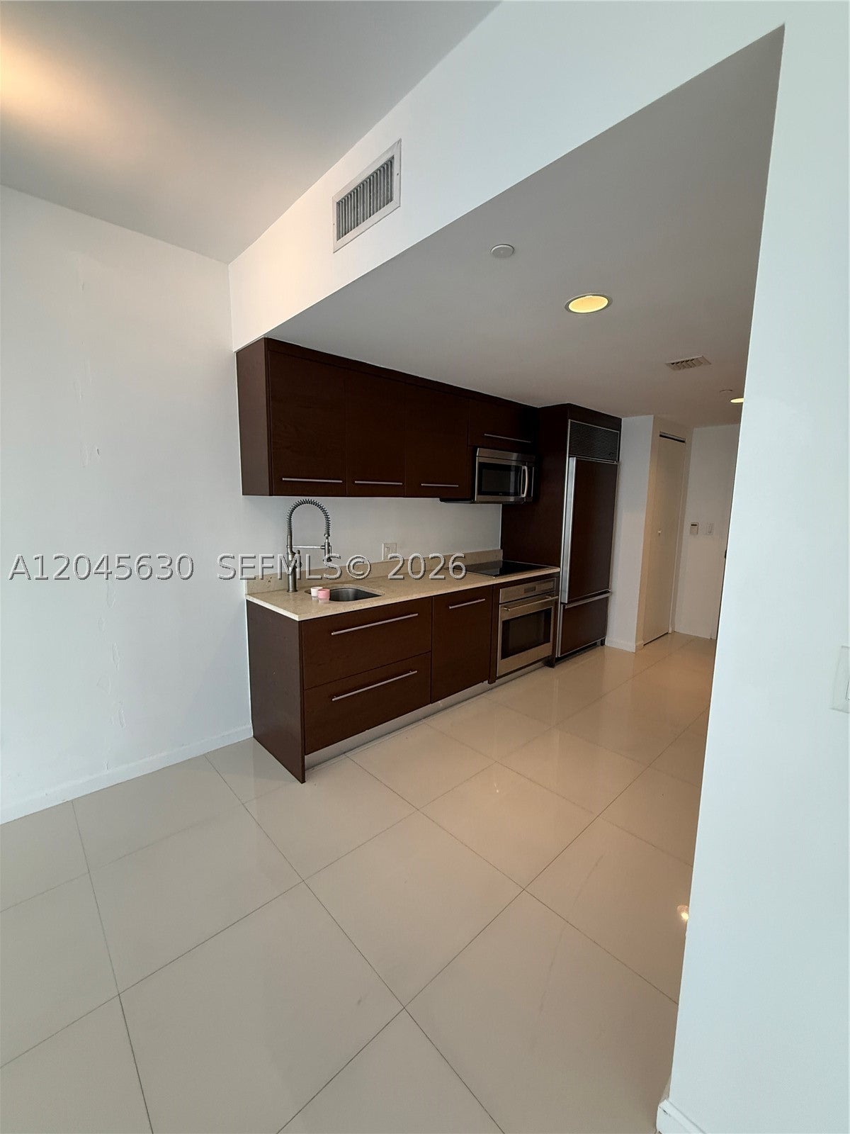 495 Brickell Ave 3106