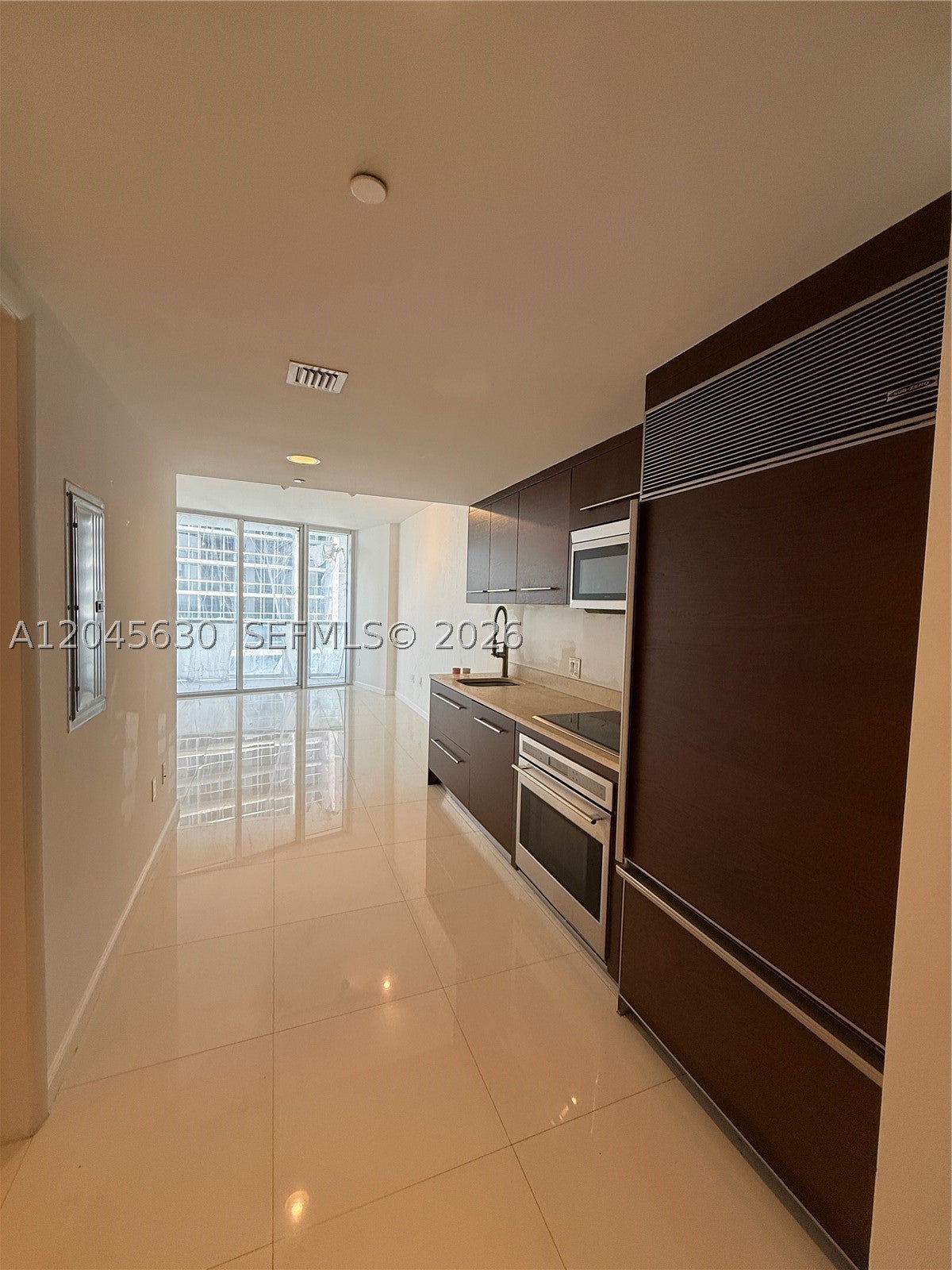495 Brickell Ave 3106