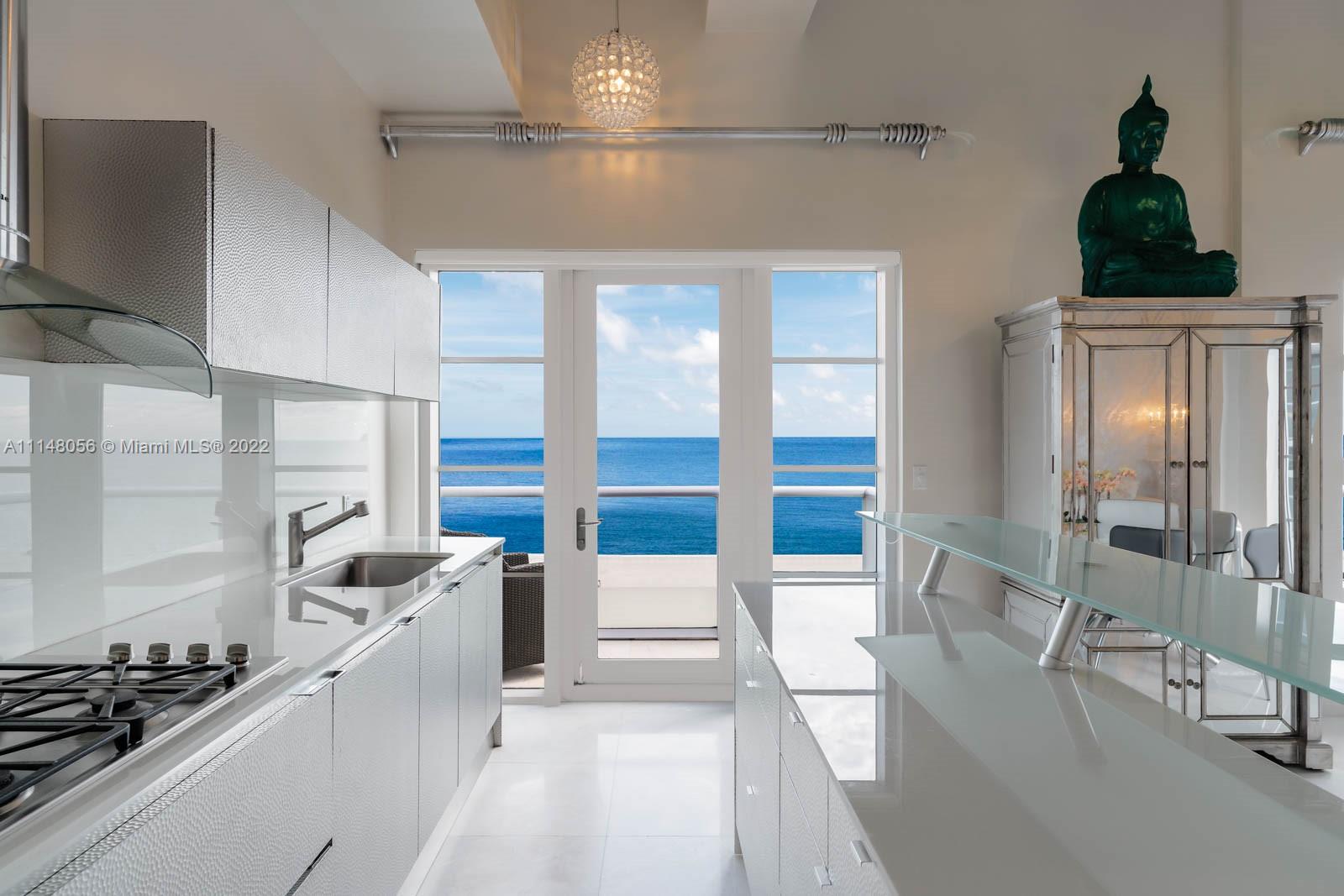 THE CARIBBEAN CONDO - Residential