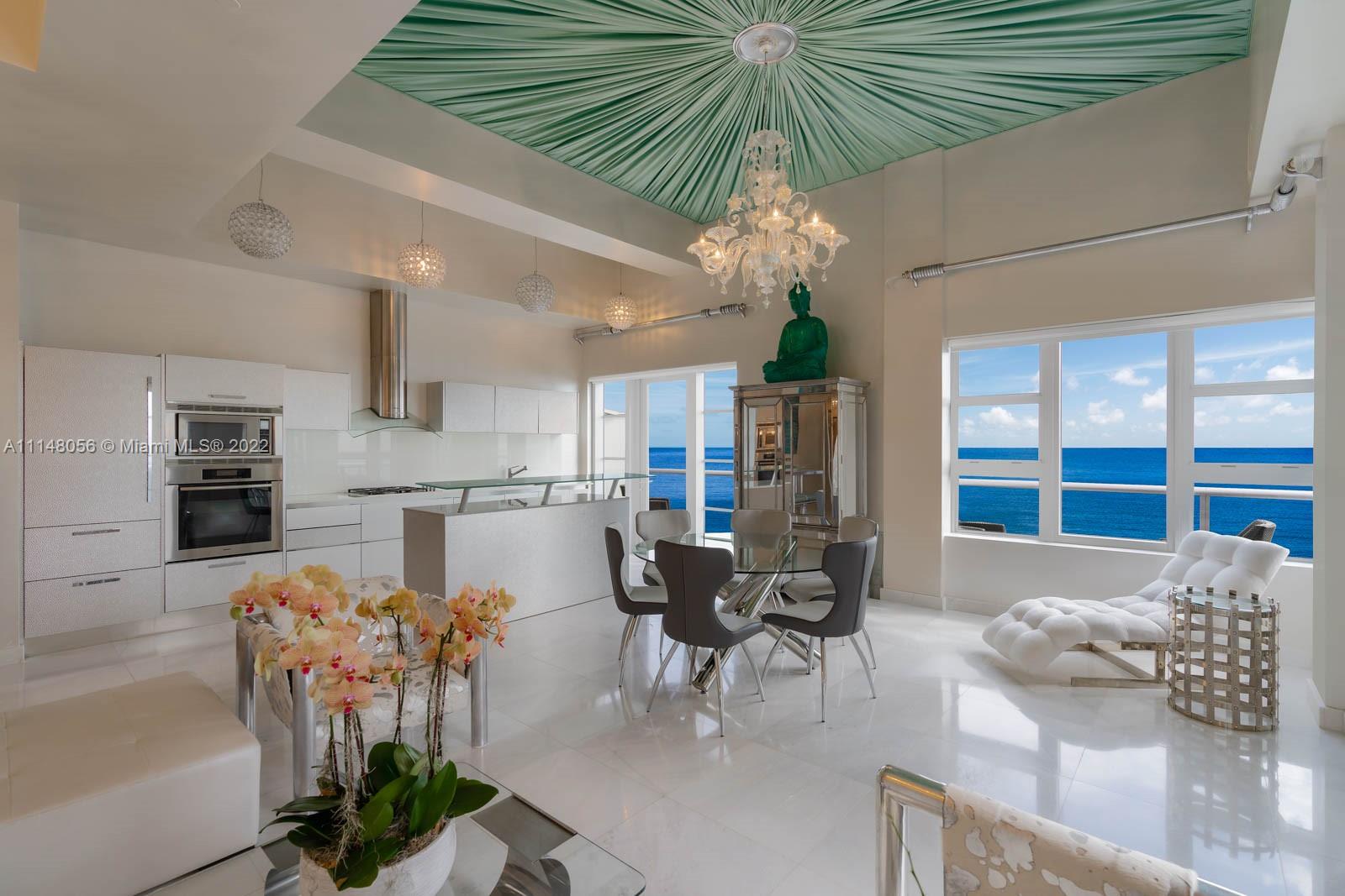 THE CARIBBEAN CONDO - Residential
