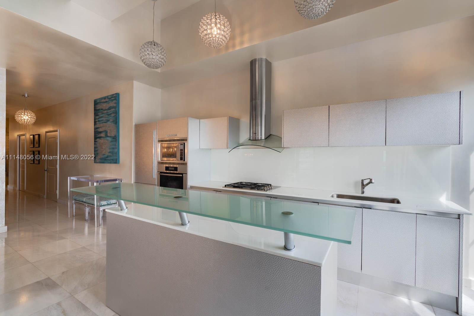 THE CARIBBEAN CONDO - Residential