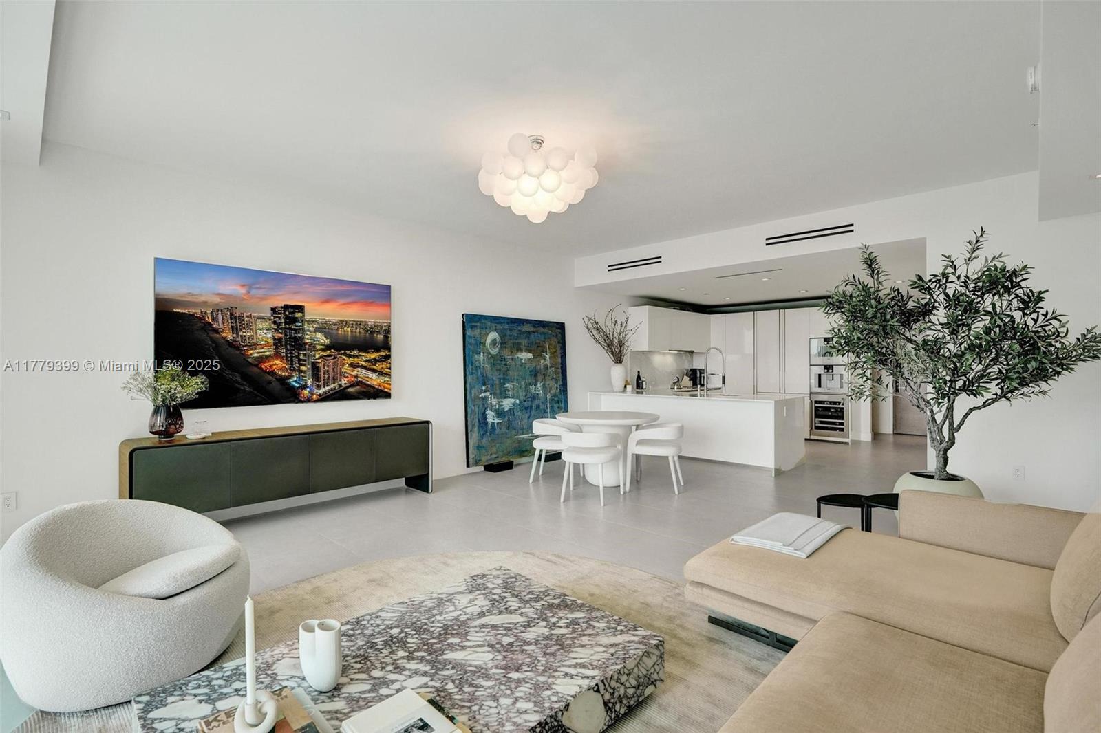 OCEANA BAL HARBOUR CONDO - Residential
