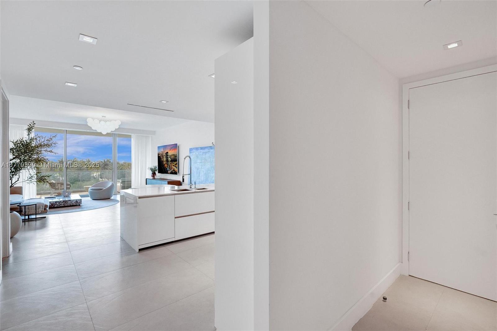 OCEANA BAL HARBOUR CONDO - Residential