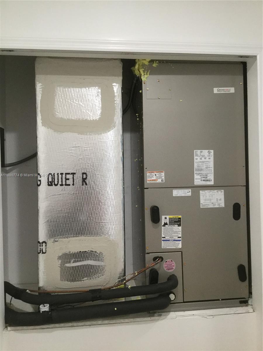 VERO BEACH HIGHLANDS UNIT - Residential Lease