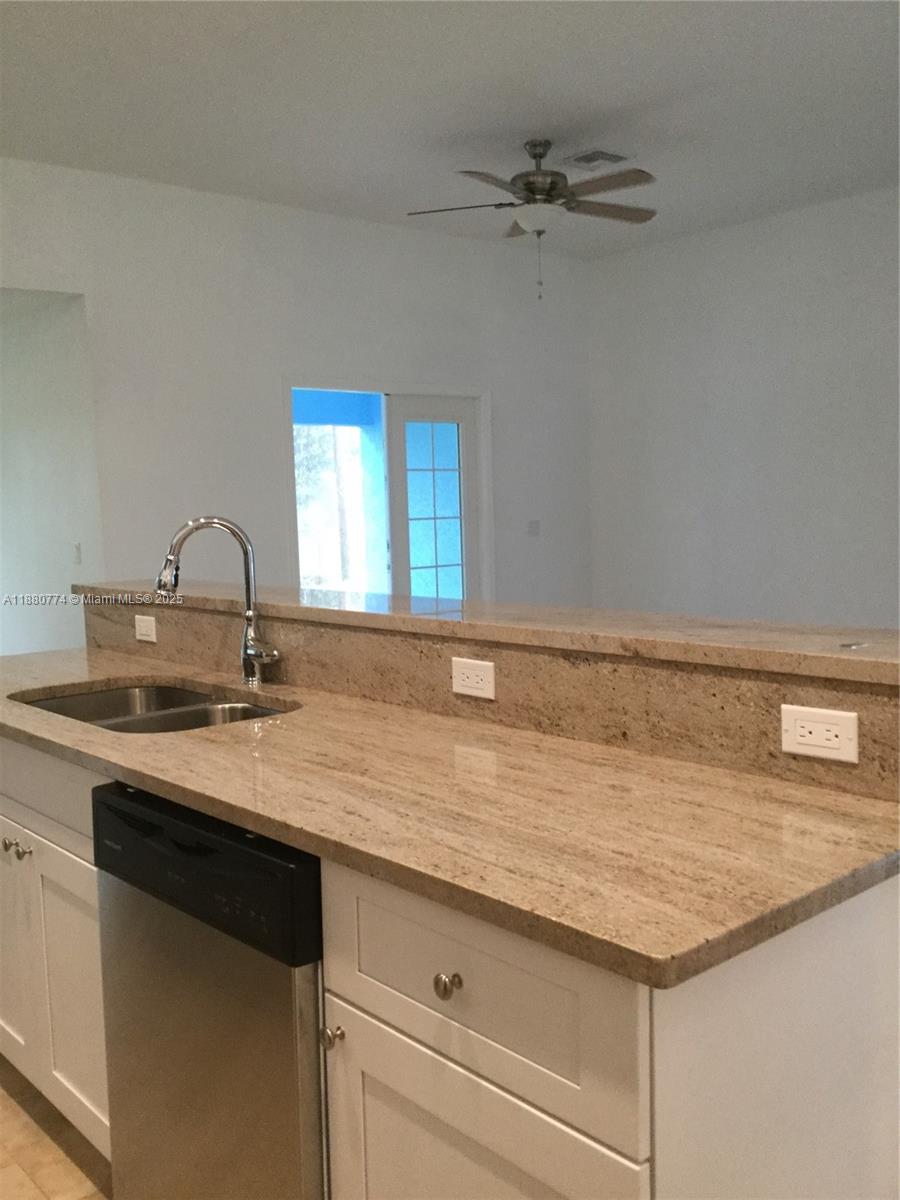 1855 SW 17th Ave SW