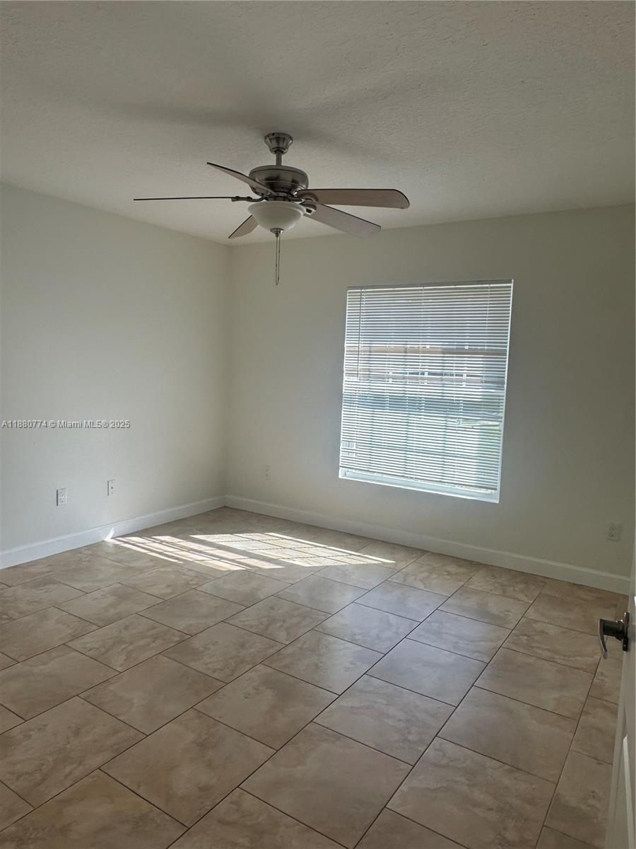 VERO BEACH HIGHLANDS UNIT - Residential Lease