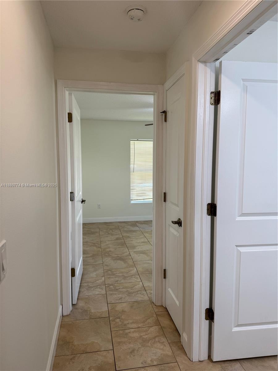 VERO BEACH HIGHLANDS UNIT - Residential Lease