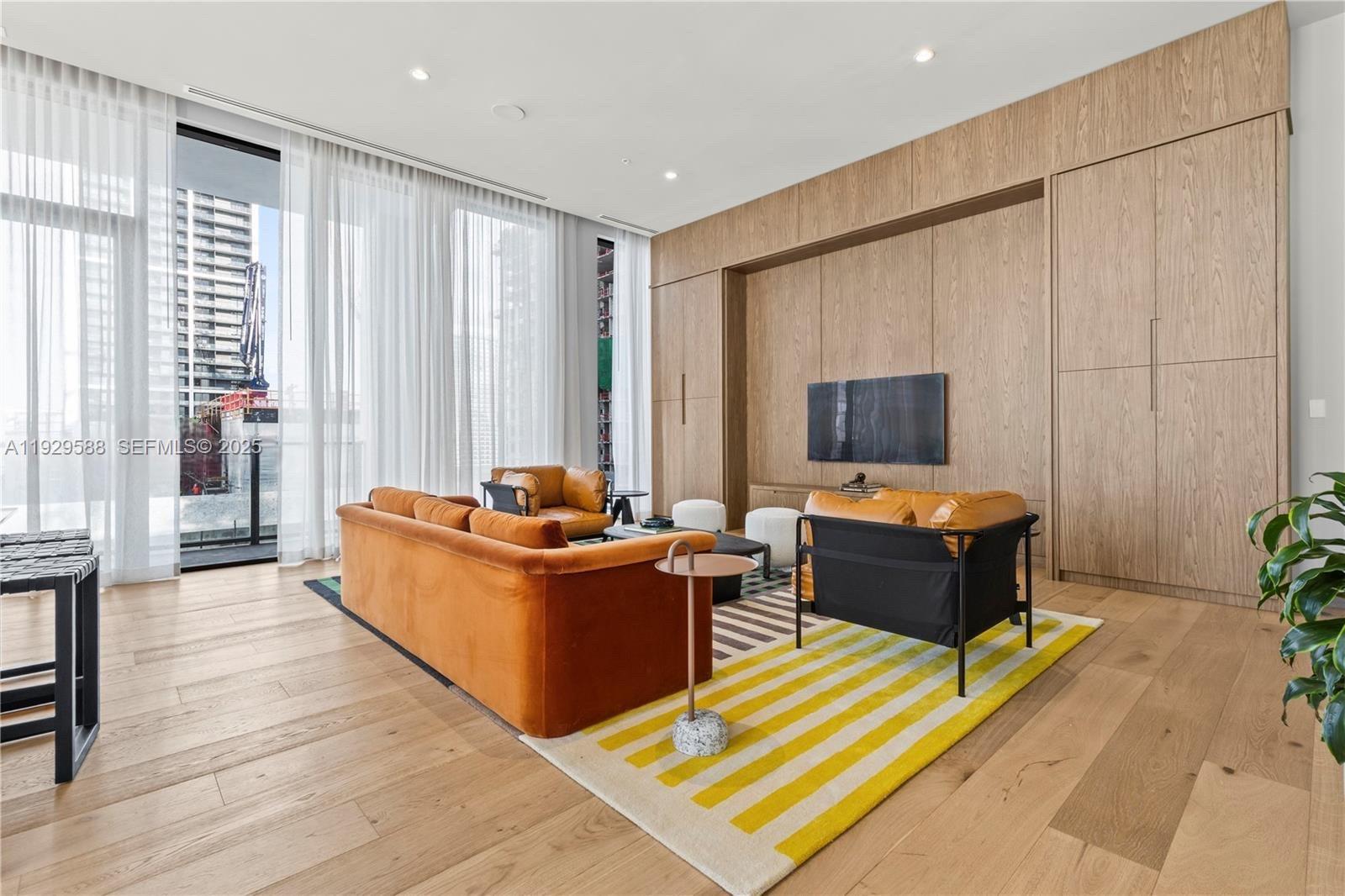 The Crosby Miami World Cen - Residential