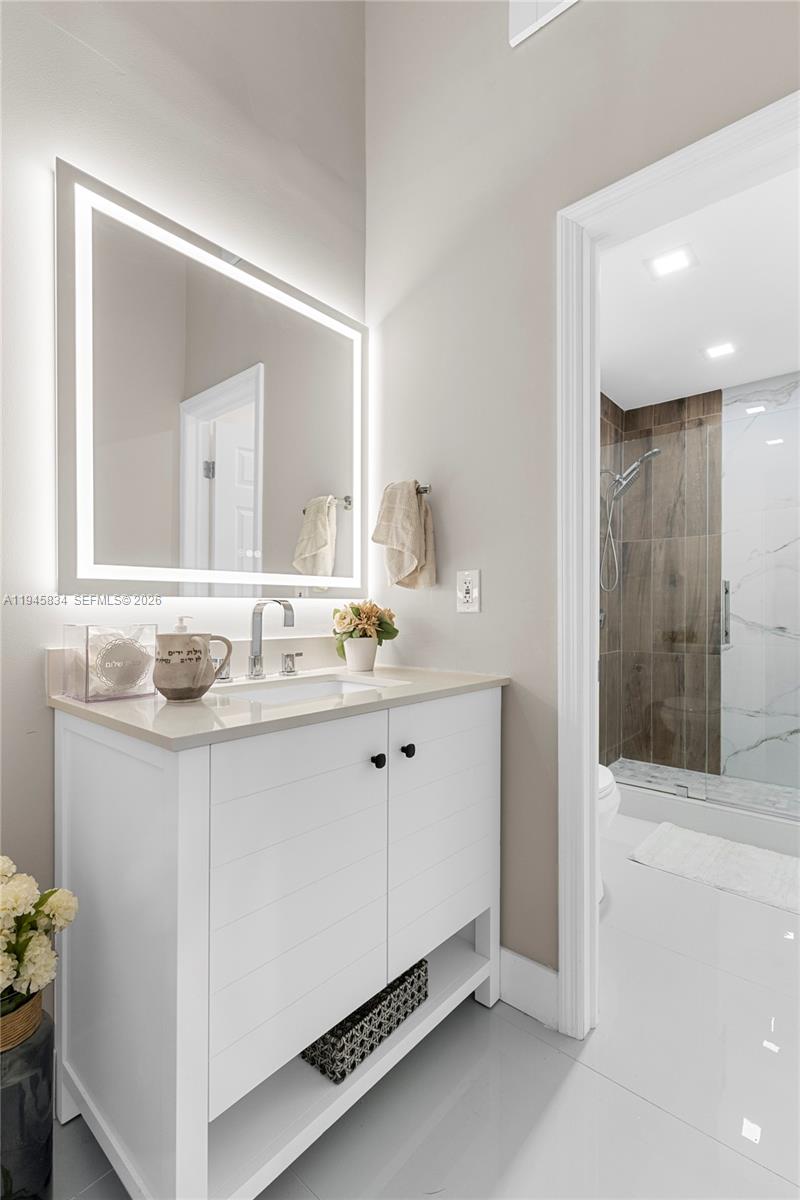 BOCA GREENS 3 - Residential