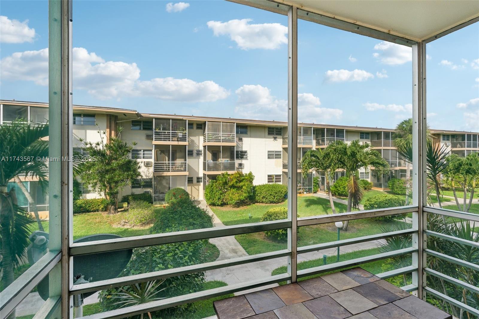 MAR-LEN GARDENS NO 4 CORP - Residential