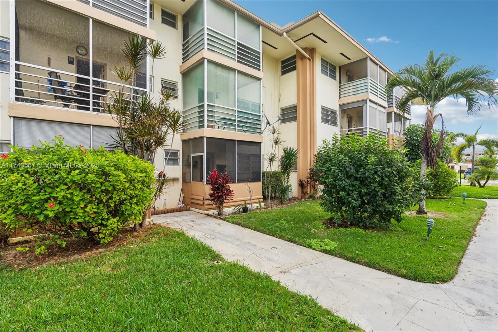 MAR-LEN GARDENS NO 4 CORP - Residential