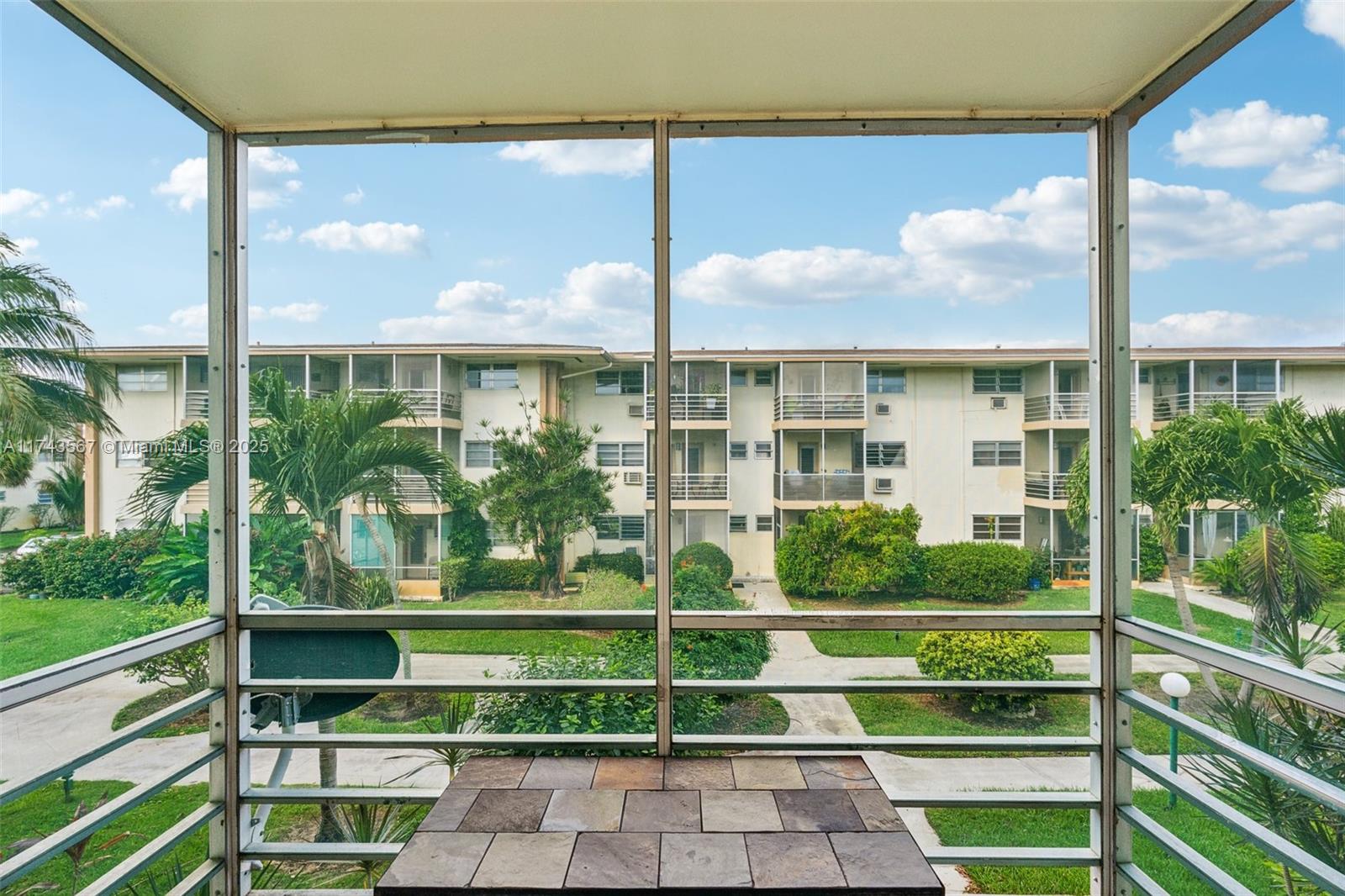 MAR-LEN GARDENS NO 4 CORP - Residential