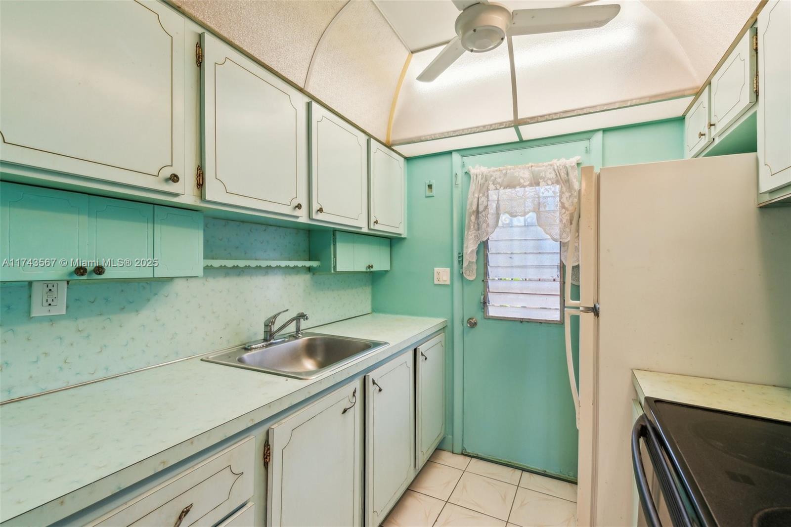 MAR-LEN GARDENS NO 4 CORP - Residential