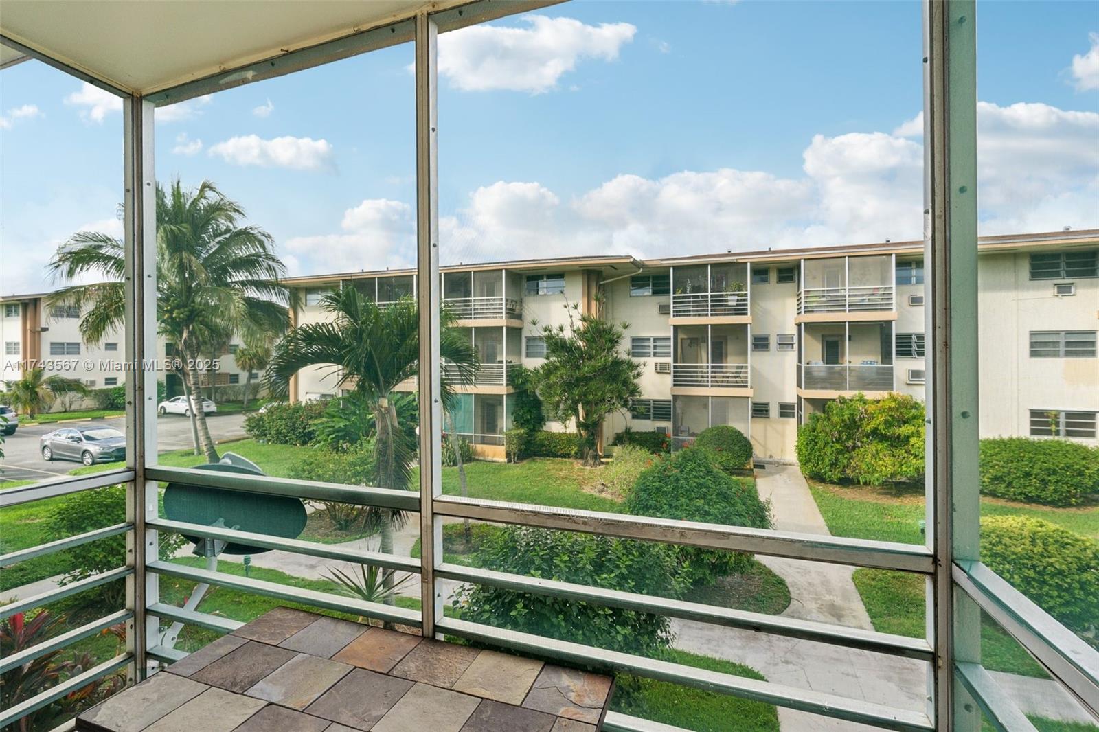 MAR-LEN GARDENS NO 4 CORP - Residential