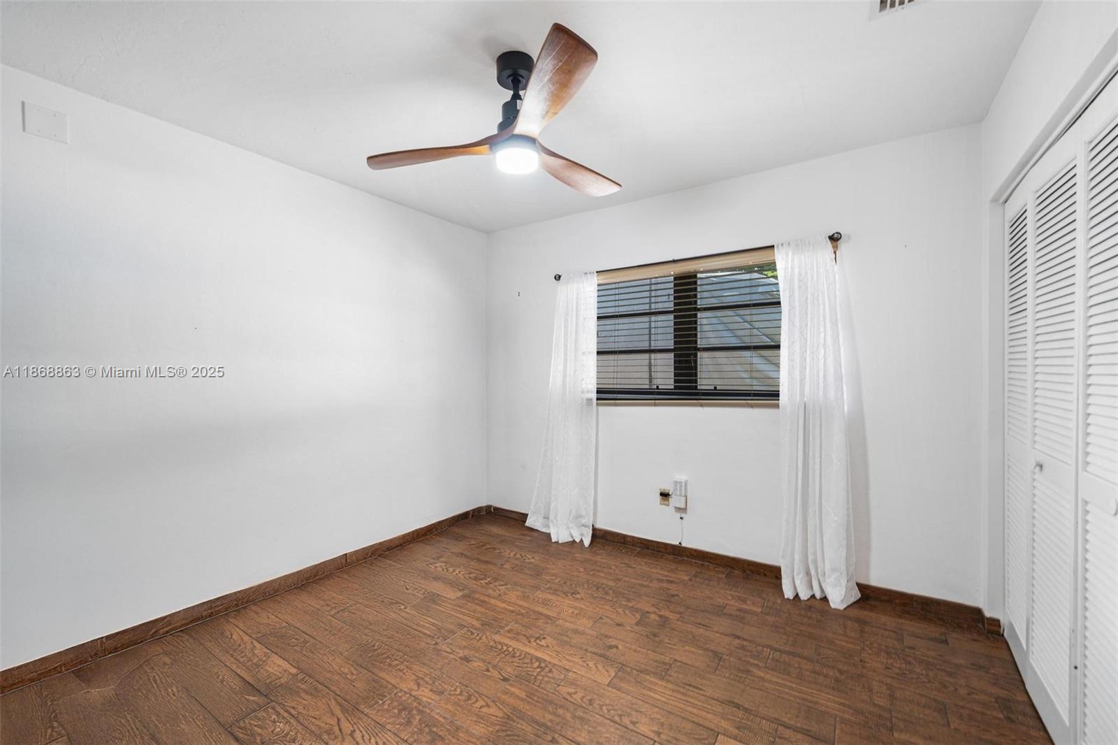 PINE ACRES SEC 5 - Residential