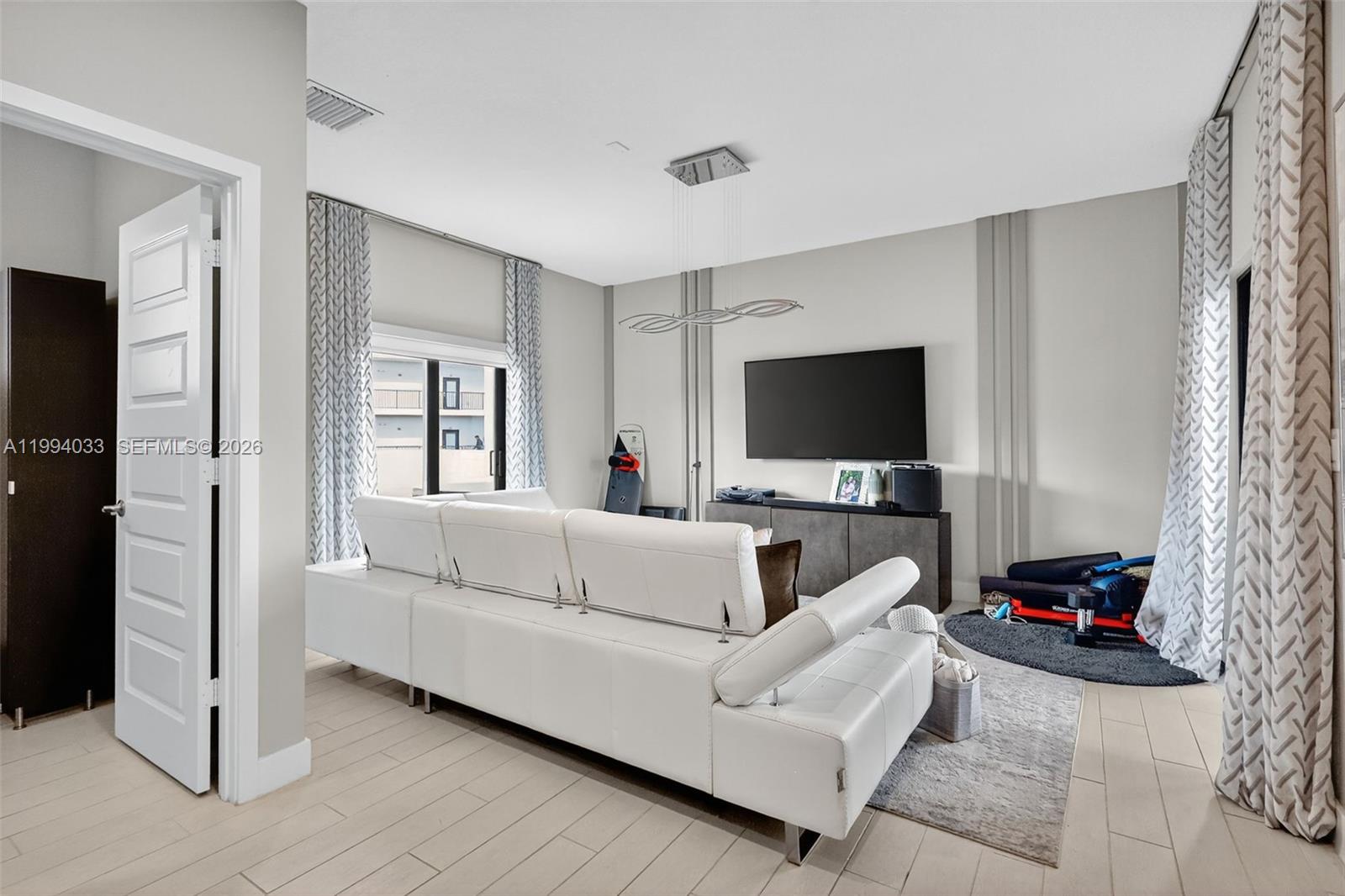 DOWNTOWN DORAL SOUTH - Residential Lease