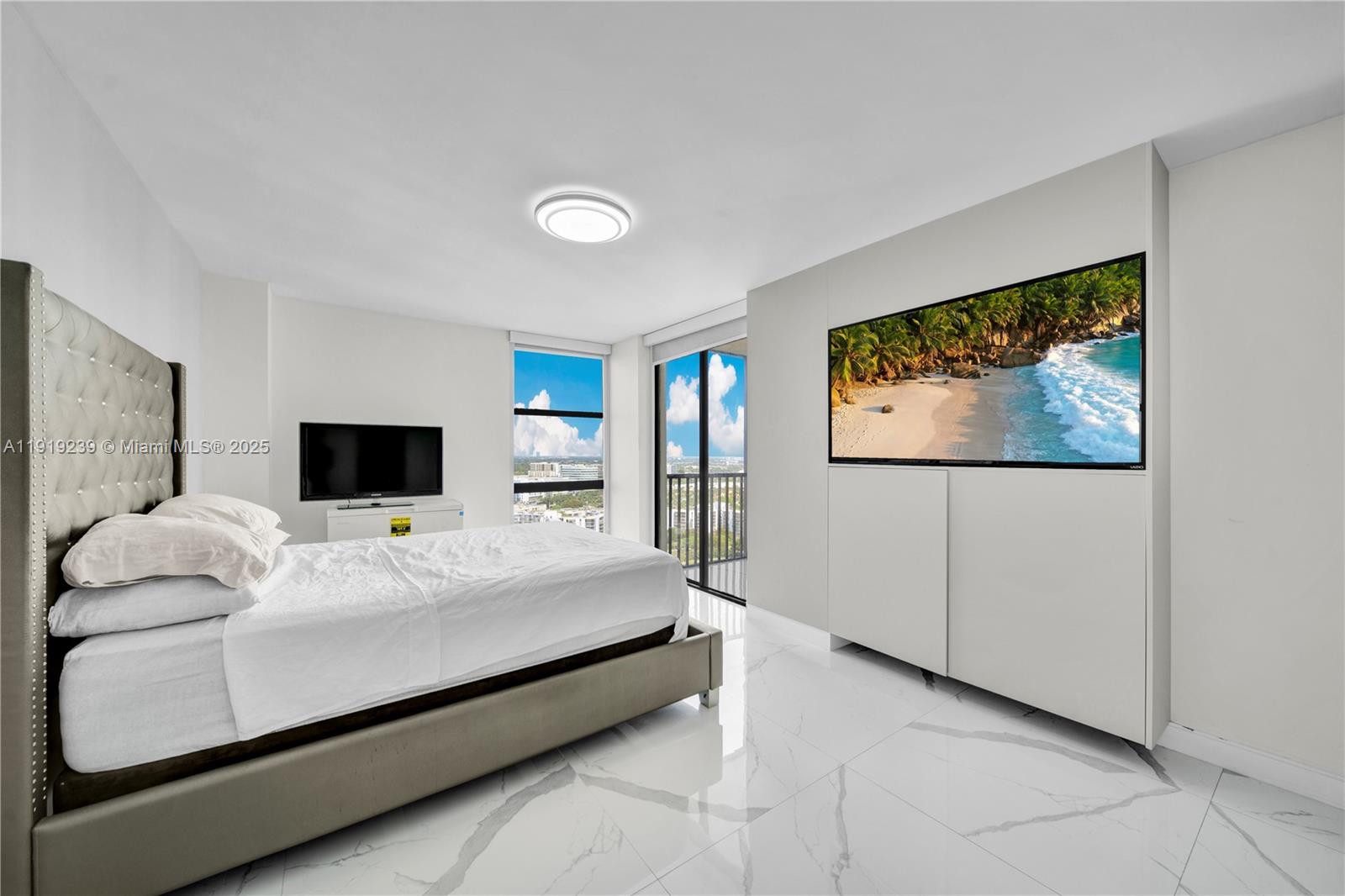 CORONADO CONDO- TOWER I - Residential