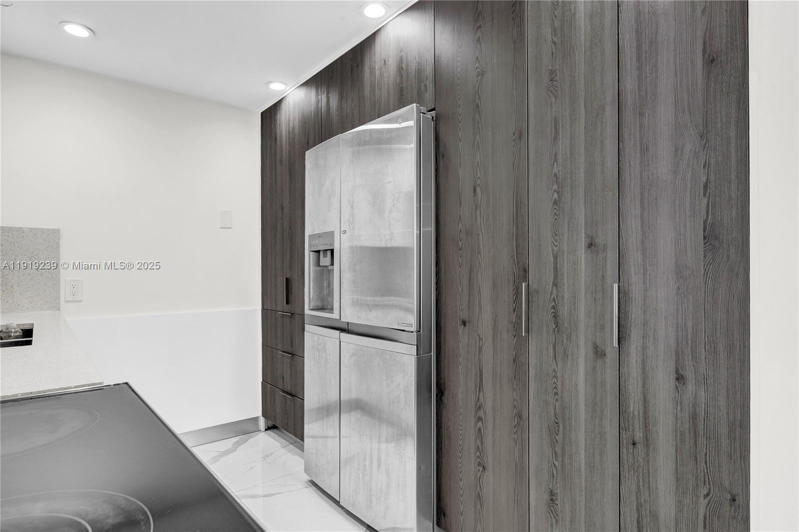 CORONADO CONDO- TOWER I - Residential