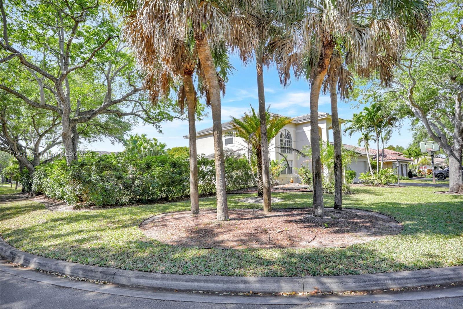 10004 NW 57th Pl