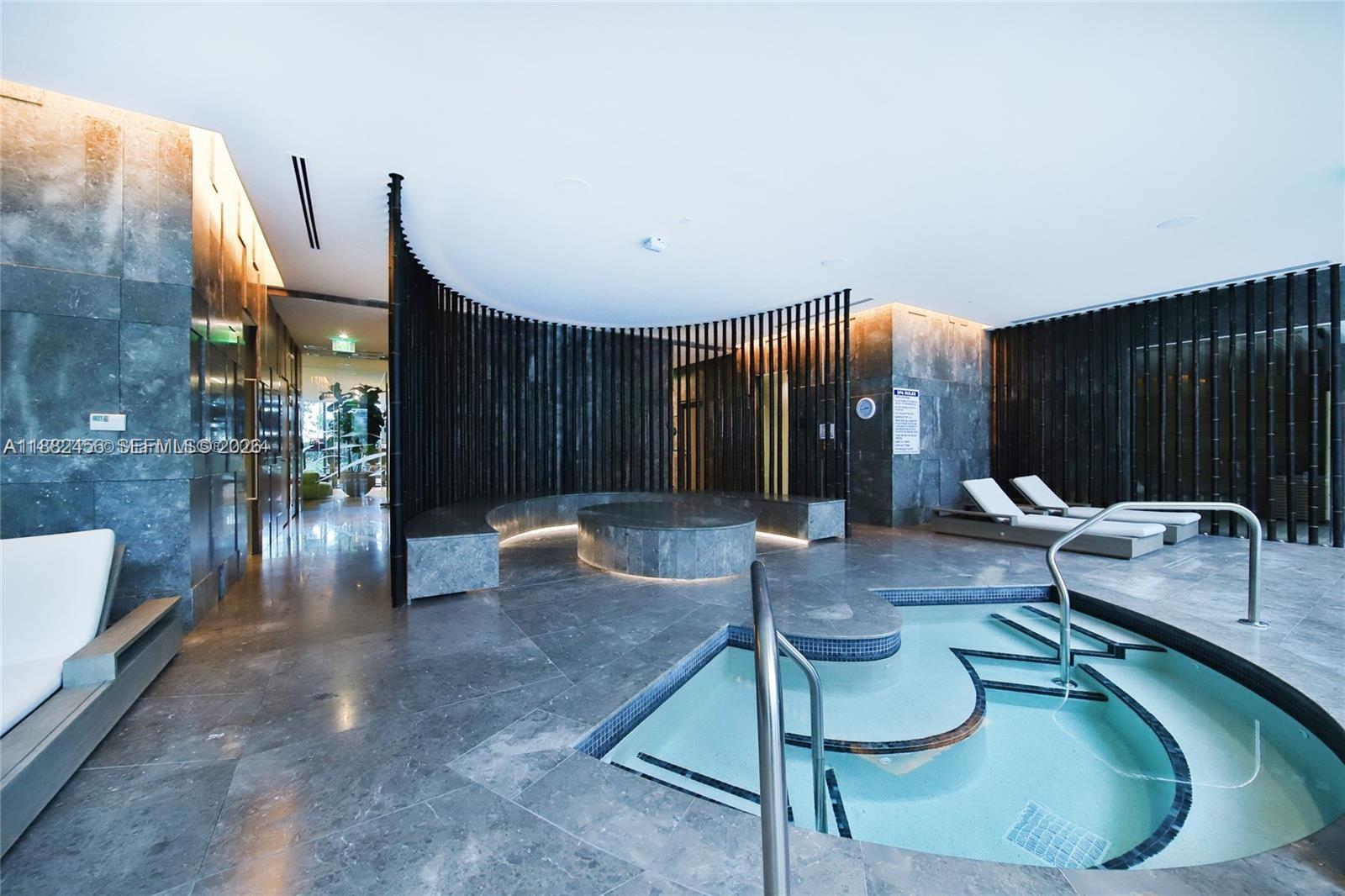 GRAN PARAISO CONDO - Residential