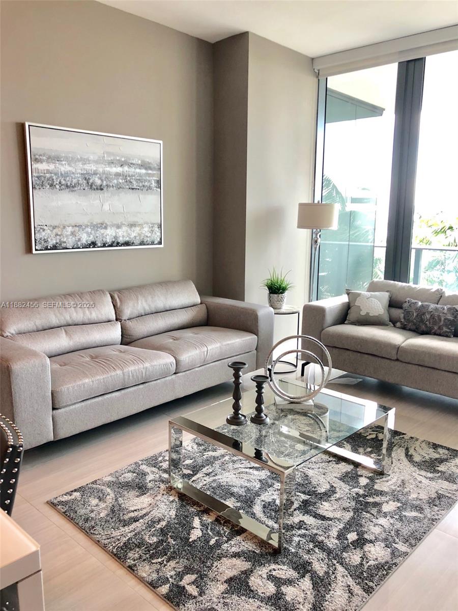 GRAN PARAISO CONDO - Residential