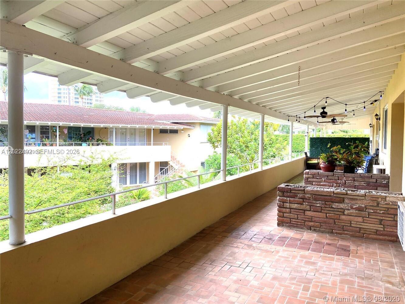 30 Park Dr 16