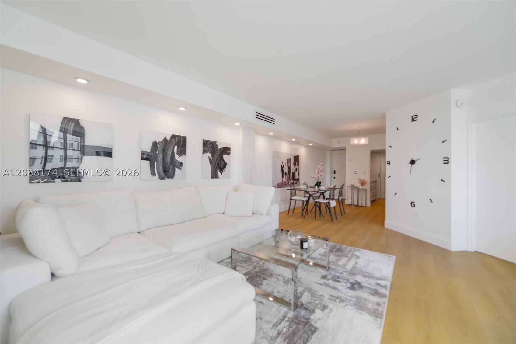 801 Brickell Bay Dr 1962