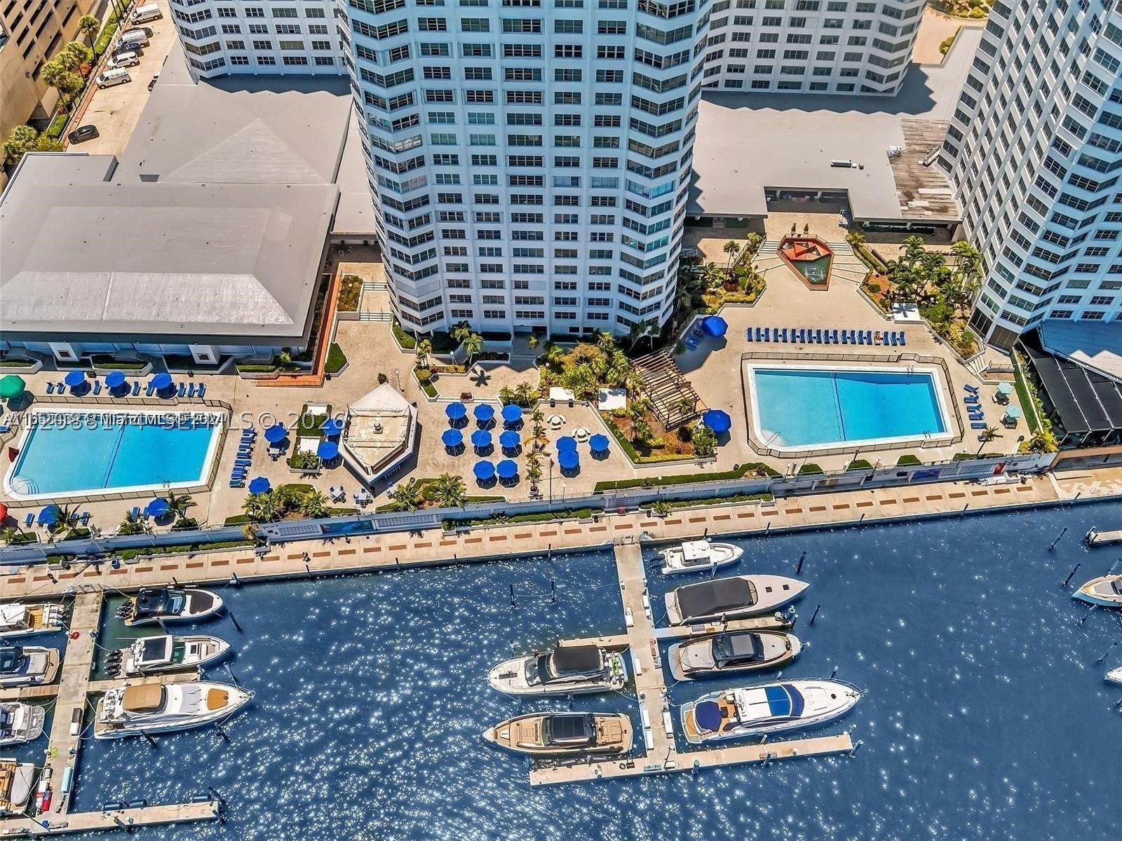 801 Brickell Bay Dr 1962