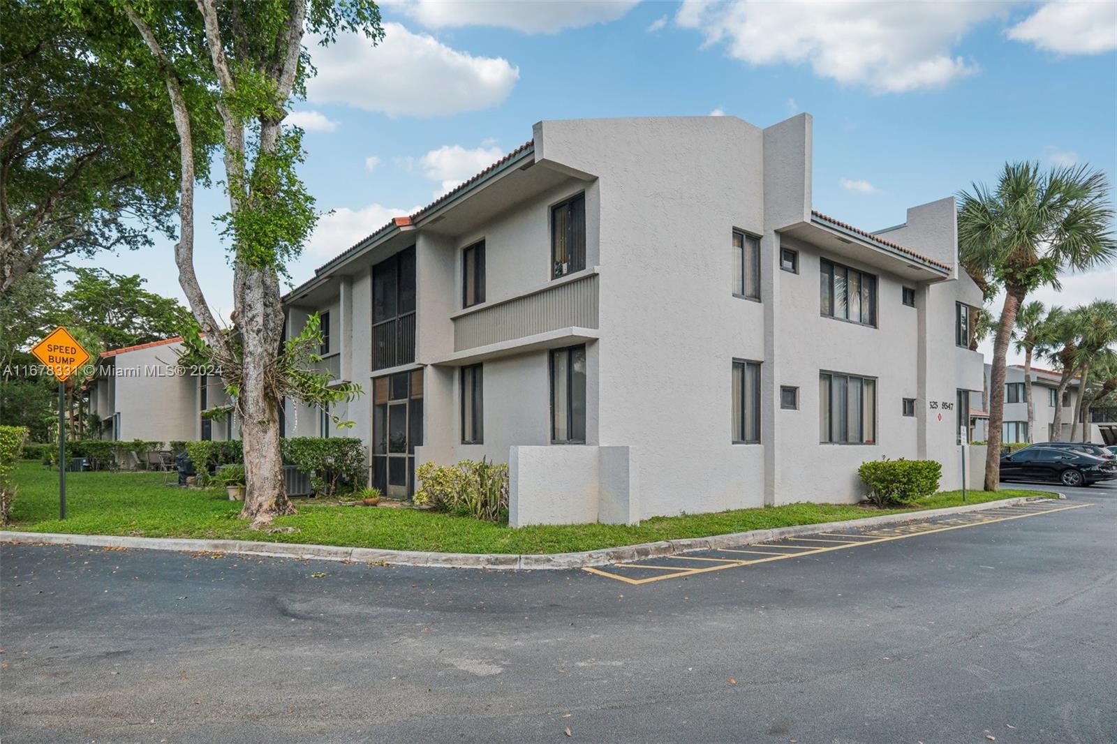 RIVERS EDGE AT OAKWOOD - Residential
