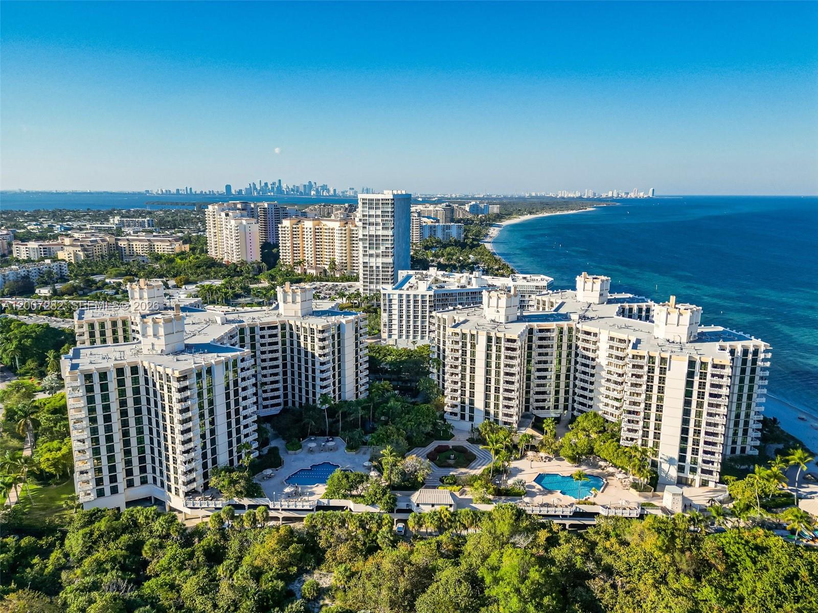TOWERS OF KEY BISCAYNE CO - Residential